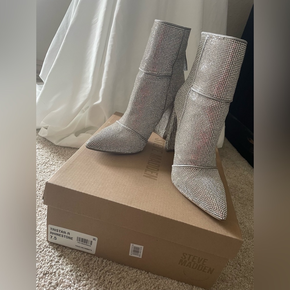 Women’s Steve Madden Tristan Rhinestone Booties - Size  7.5